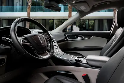2020 Lincoln NAUTILUS 照片 9