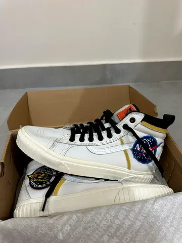 Vans NASA x SK8-HI 46 MTE DX Space Voyager