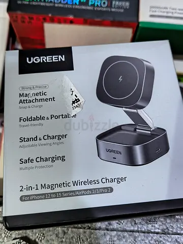 UGREEN 2-in-1 Magnetic Wireless Charger for iPhone