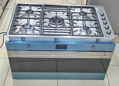 Smeg Latest model built-in 90cm Gas Top and Electric oven For sale