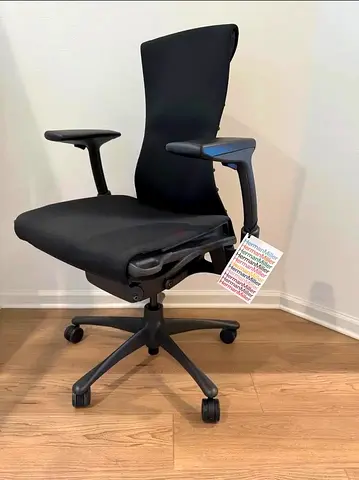 Embody Ergonomic Herman Miller Chair Fully Adjustable Almost brand new