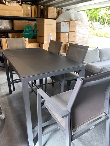 High Outdoor Dining Set with Chairs