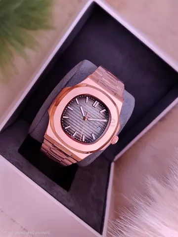 Elegant Mens Sport Watch in Rose Gold