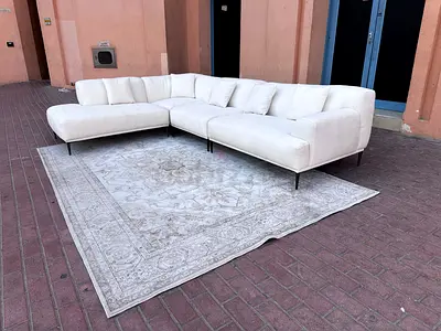 Stylish L-Shaped Couch with Elegant white sofa