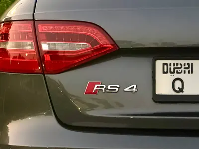 صورة 10 لـ 2016 AUDI RS4