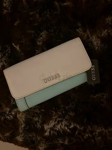 Stylish Guess Womens Wallet for Sale