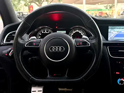 2016 AUDI RS4 — фото 11