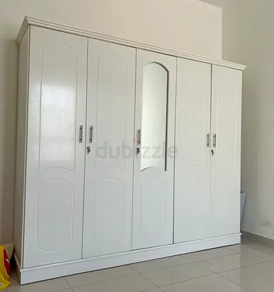 Stylish 5-Door White Wardrobe with Mirror