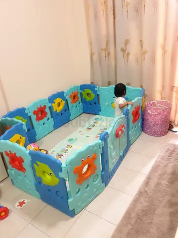 Baby fence or playpen from Sincher