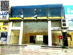 Shop for rent directly on the main street, fully finished and equipped.