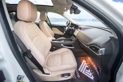 2020 Jaguar F-PACE 照片 12