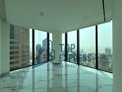 Ultra Luxurious 4 Bedroom Penthouse With MaidsRoom Facing Beautiful Sea Views