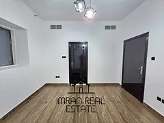 LUXURIOUS SEAFRONT 2BHK PRIME LOCATION GYM POOL BALCONY COVERED PARKING