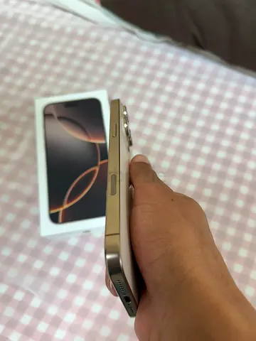 Abu Dhabi airport road