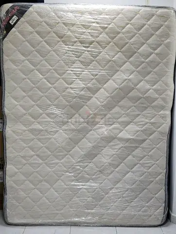 Comfortable Queen Size Mattress for Sale