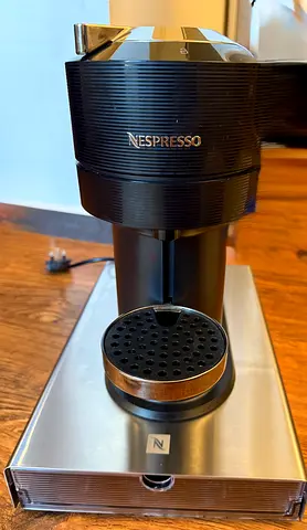 Nespresso Coffee Machine in Great Condition