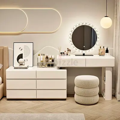 Elegant Bedroom Furniture Set with Vanity and Elegant Storage