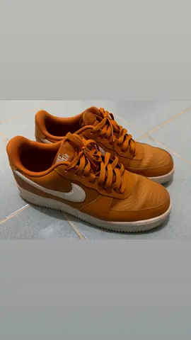 Original Nike Air Force 1 Sneakers in golden brown bought from usa size 43-44.
