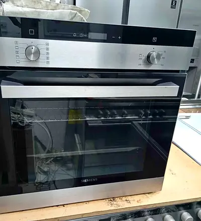 Siemens latest model built-in electric oven 60cm