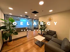 Vacant | Furnished | Glass Partitions