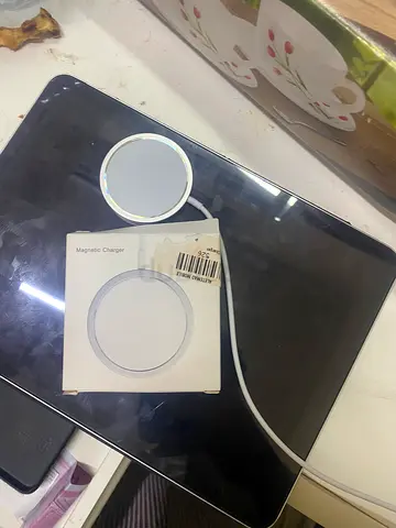 MagSafe Charger for Apple Devices - Excellent Condition