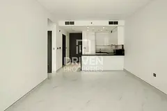 Lagoon View | Bight and Elegant Unit | Spacious