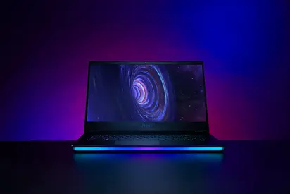 MSI Raider GE66 10SFS | i7-10750H | RTX 2070 SUPER | 32GB RAM | 1TB SSD | 240Hz