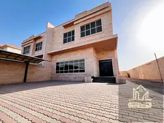 Huga side 4Bedroom Villa // With Maid room // 4 Master Room // Loundry Room Big Spece Car Parking