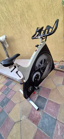Exercise cycle