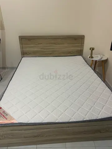 Bed and mattress