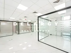 DMCC License | Community Expert | Fitted