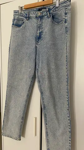 womens straight jeans
