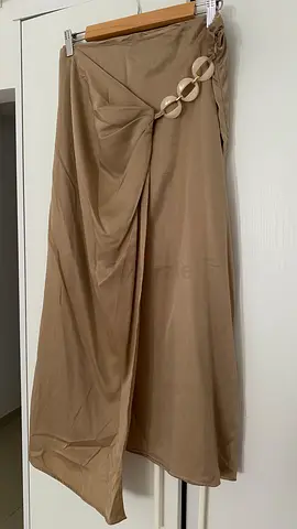 satin skirt with a buckle