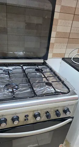 Used gas cooker