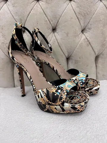 Stylish Aldo High Heels in Unique Design