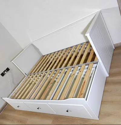 Ikea Stylish White Daybed with Storage Drawers