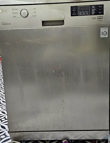 Dishwasher for urgent sale