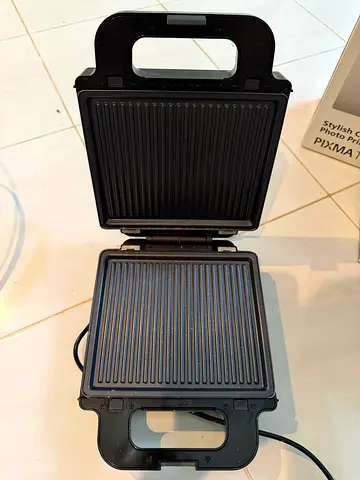 George Foreman Grill - Perfect for Quick Meals