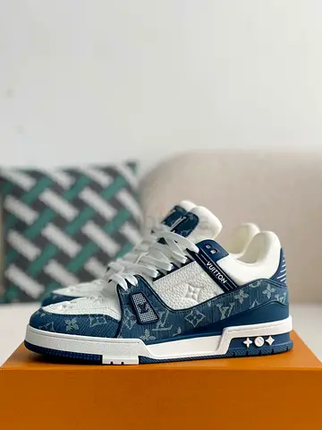 Louis Vuitton Sneakers - Stylish and Comfortable