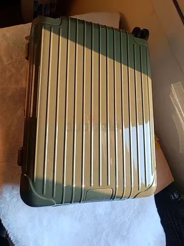 Suitcase Carry on