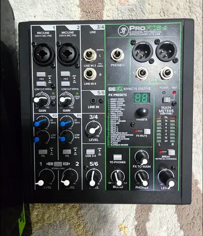 Jbl eon all compact in one with Professional Audio Mixer mackie