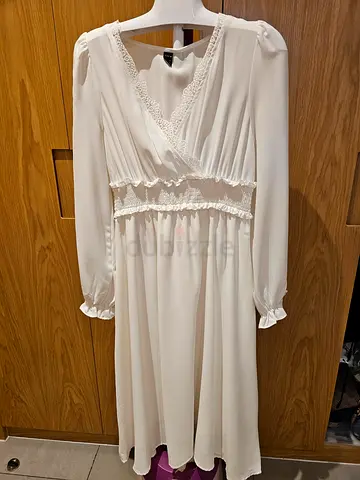 Elegant White long sleeve Dress
