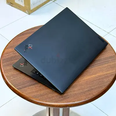 ThinkPad X1 Carbon, Core i5-11th Gen 16GB RAM  512 SSD