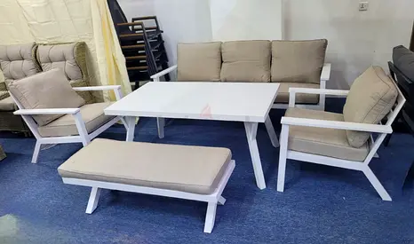 Elegant White outdoor furniture set