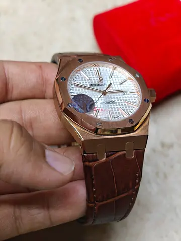 Watch automatic
