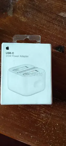 Apple 20W Original charger
