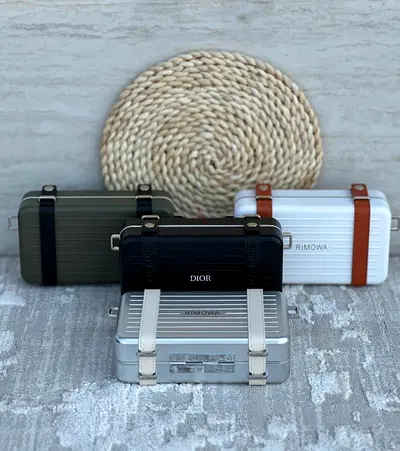 RIMOWA DIOR PERSONAL CLUTCH BAGS
