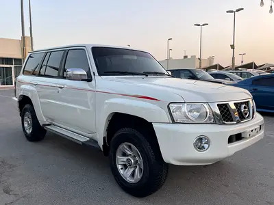 نيسان فتك سفاري 2016 جير عادي فتحه دفلوك ثلاجه