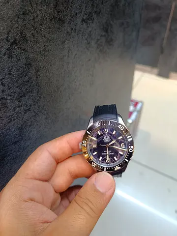 Men Watch
