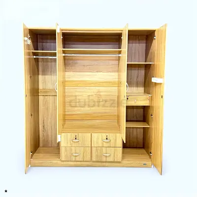 Spacious Wooden Wardrobe with Drawers